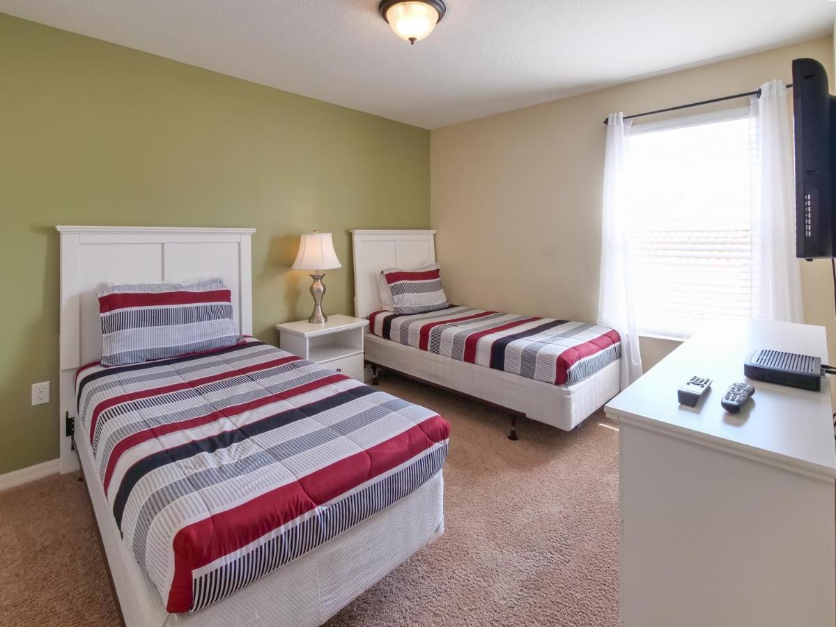 5br 5 Bath Pvt Pool Bbq 11min 2744ft Kissimmee